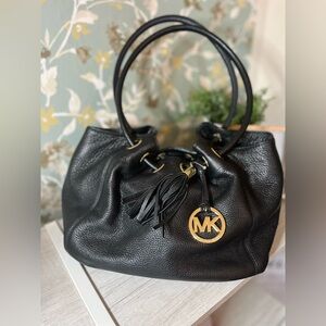 Michael Kors East meet West Black Ring Tote Bag